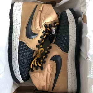 Nike LF1 Duckboot Metallic Gold Size 13